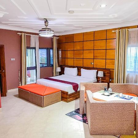 Triple Hill Hotel Weija Exterior foto