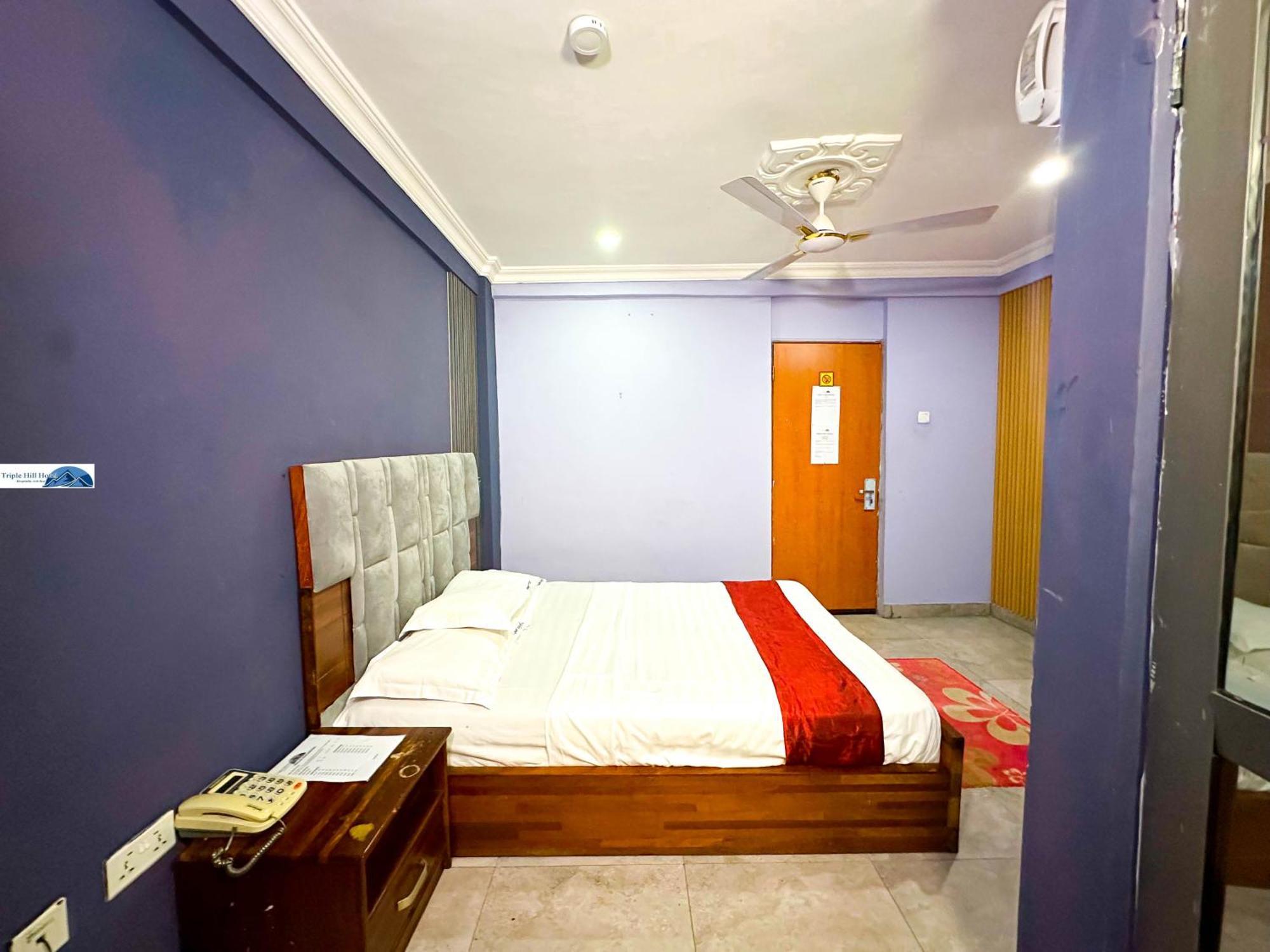 Triple Hill Hotel Weija Exterior foto